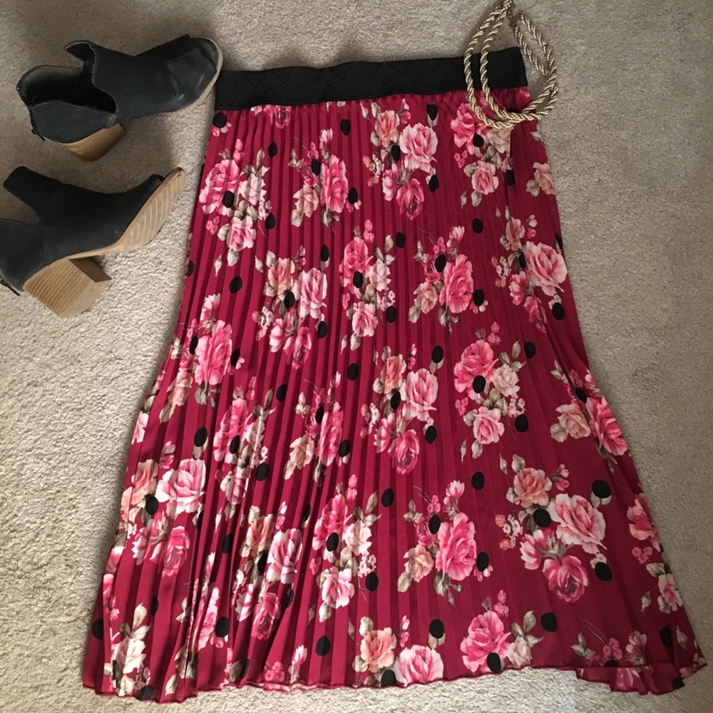 LuLaRoe Jill skirt